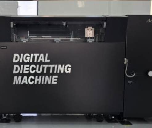 접착기 설비 이미지